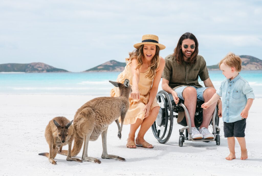 Cropped 2 Jaimen Family and kangaroos_Credit Jarrad Seng and Celebrity Cruises Hudson Family and kangaroos_Credit Jarrad Seng and Celebrity Cruises